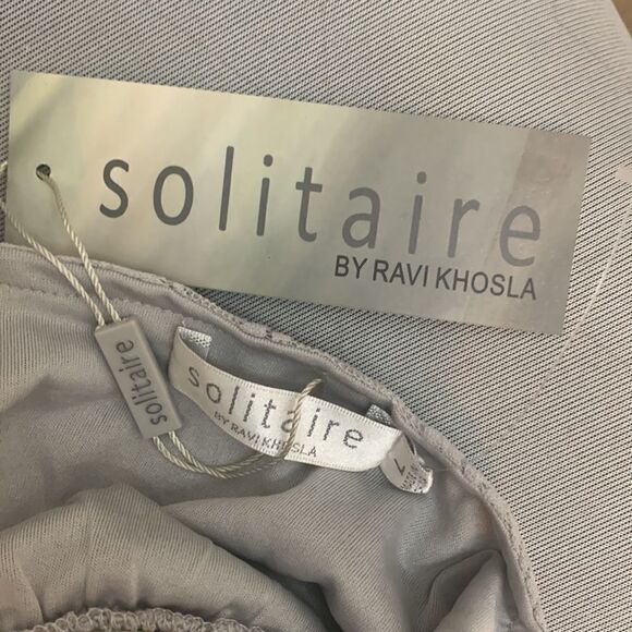 Solitaire Gray Square Neck Flutter Sleeves Crotchet Lace Floral Lined Blouse New - Picture 9 of 10